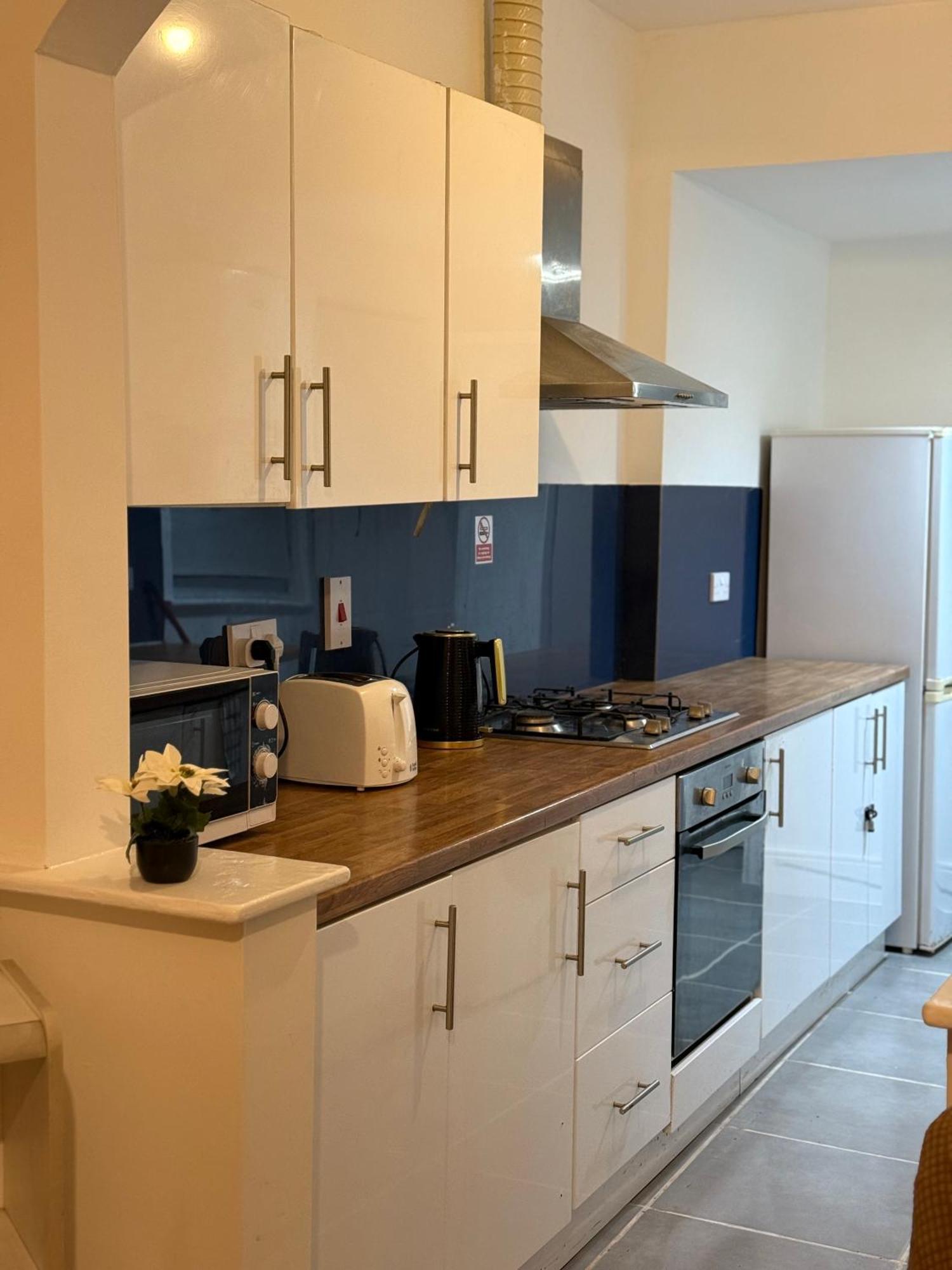 3 Bedroom Terraced Home Nottingham Luaran gambar